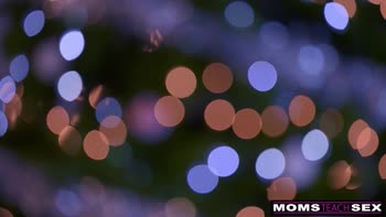 Bunny Madison's Merry Christmas Gift to Santa: Big Tits, Deep Throating & Cumshot