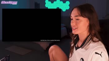Cheekymz's Cute Reaction to Uncensored Futanari Masturbation