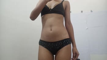 desi_girl23 - Desi Girl23's Sultry Sri Lankan Solo Masturbation