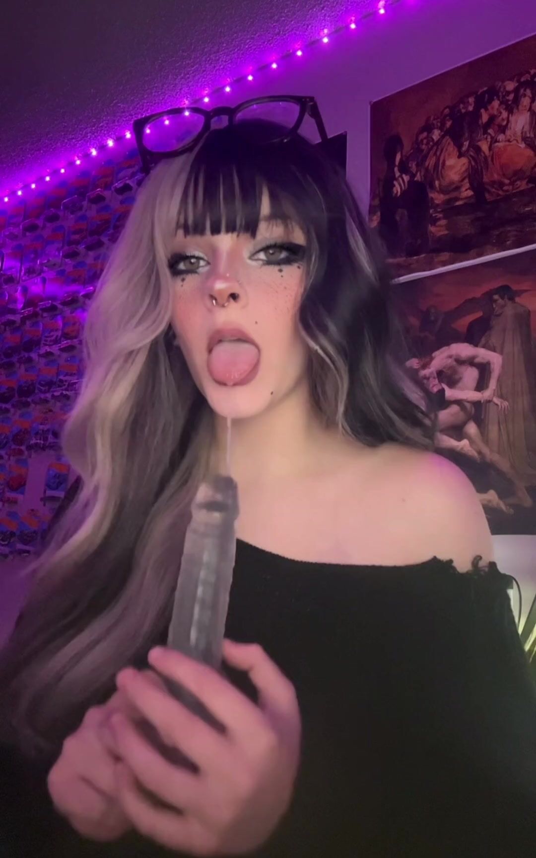 Cute Goth Alt Girl Sucks you off