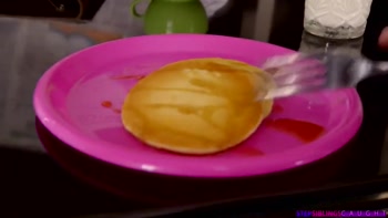 Something Sticky - S9e2