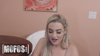 MOFOS - Blake Blossom Finds Shelter From The Cold And Gets Fucked Hard By A Kind Neior