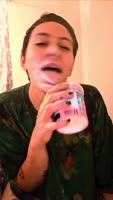 Beanieebabyy's Creamy Shower Surprise