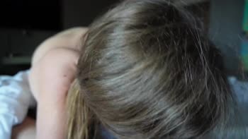 Pareja Tantrica - Blonde Beauty's Sizzling Argentine Blowjob