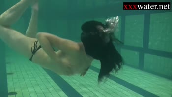 Submerged Seduction: Russian Teen (18+)'s Underwater Gymnastic Delight