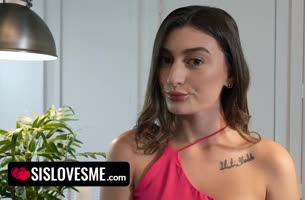 Step Sis Seduction: Curvy Teen (18+) Pawg Fingers Her Juicy Teen (18+) Pussy