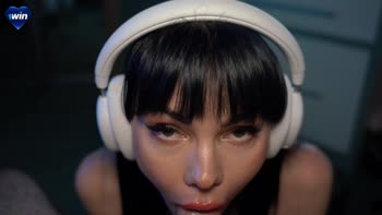 Slemgem's Sultry Gamers Get Her Juicy Load Down Throat