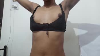 Desi_Girl23 Unleashes Her Juicy Squirts in an Exclusive Indian Masturbation Session