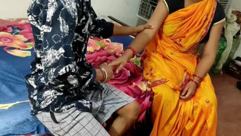 CrazyIndianCouple's Sizzling Bhabhi Seduces Stranger for a Rough Ride