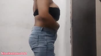 niharikathakur0122 - Niharika Thakur's Sultry Solo Dance: Big Tits & Ass in Indian Heat