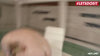 Annie Wolf's Petite Brunette Beauty: Hard Anal and Deepthroat with Big Cock