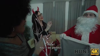 HUNT4K. Bad Santa Sex