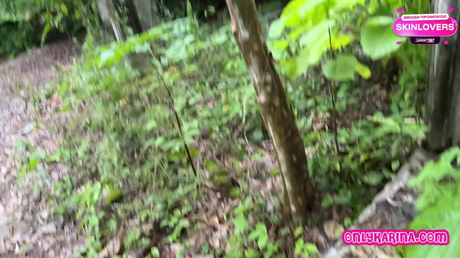A Date with AltGirl Ended with Hard Sex and a Deep Blowjob in an Abandoned Place