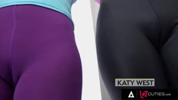 LEZ CUTIES - Fun-Size Girls Put Their Tongues To Work For Camel Toe Cunnilingus