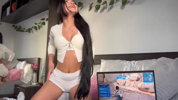 Mesukosei_69's Sassy Stepsister Seduction: Big Ass Latina POV Blowjob