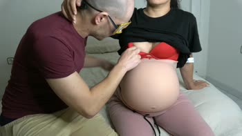 Pregnant English Teacher Seduces Boss in Steamy Tit-Sucking & Bukkake Extravaganza with Yellow Phantom Castle