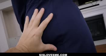Allie Nicole's Perfect Ass Takes Jay Rock's Big Cock In Reverse Cowgirl
