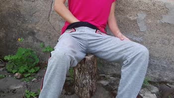Lesbian_illusion's Risky Delight: Lunch Break Orgasm in Public