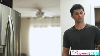 Zane Walker - Britt's Stepbrother Temptation: Petite Blonde Seduction