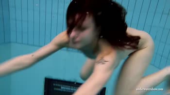 Kristy's Underwater Seduction: A Sizzling Swimming L Girl Experience
