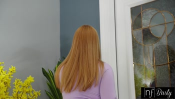 Zoey Uso Seduces Leo Valentino's Cock in Explicit Blowjob