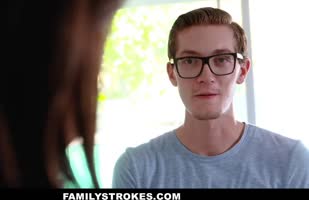 Buddy Hollywood - Buddy's Big Cock Makes Step Sis Aurora's Day