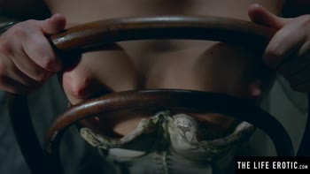 Abandoned Bride's Sensual Solo Session Unleashes Wild Orgasm