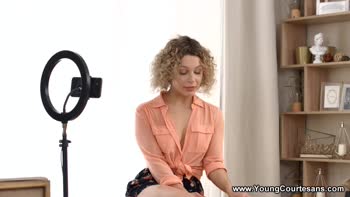 Vanessa Devis: Blonde Blowjob Beauty's Cumming Good Time