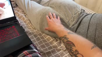 Dolly Sky's Step Sis Surprise: Waking Up to a Blowjob