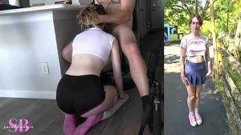 Saintbunnie's Sunny Flirtation: Balcony Blowjobs in Florida