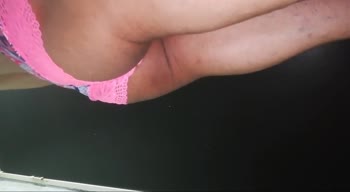 Rey10rey10's Perverted Peek: Big Ass Latina in Lingerie and More