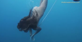 Russian Mermaids: Underwater Babe Bonanza