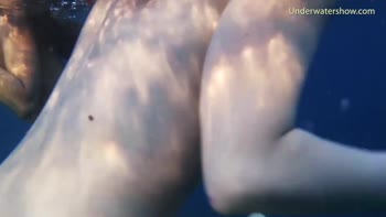 Russian Mermaids: Underwater Babe Bonanza