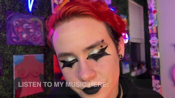 iwillbeyourmuse - Muse's Gothic Seduction: Eye Contact Intensity