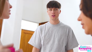 Mia River & Haley Spades Take Turns Sucking Out Every Drop Of Stepbro's Cum - S7:E1