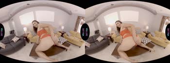 Brooklyn Gray - Brooklyn's Virtual Affair: Solo Play in Reality