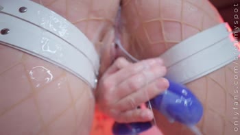 Creamy Spot's Big Ass Cum Show: Solo Fun with Toys