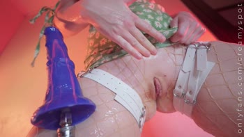 Creamy Spot's Big Ass Cum Show: Solo Fun with Toys