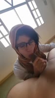 ColombianHotCouple's Sultry Muslim Sis Shares TikTok Live with Her College Friends