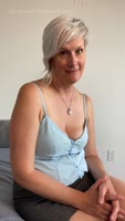 GoddexxOfPleasure's Best Friend Mom: Tinder Test