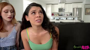 Harley Haze & Scarlet Skies Savor Stepbro's Big Dick in 2 Minute Thrill