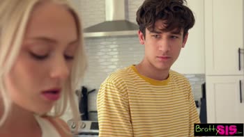 Angry Stepsis Braylin Bailey Eats Stepbro's Cock Like Its The Last Dick On Earth