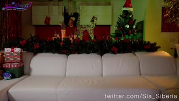 SiaSiberia - Sia Siberia's Merry Christmas Cosplay Anal Treat