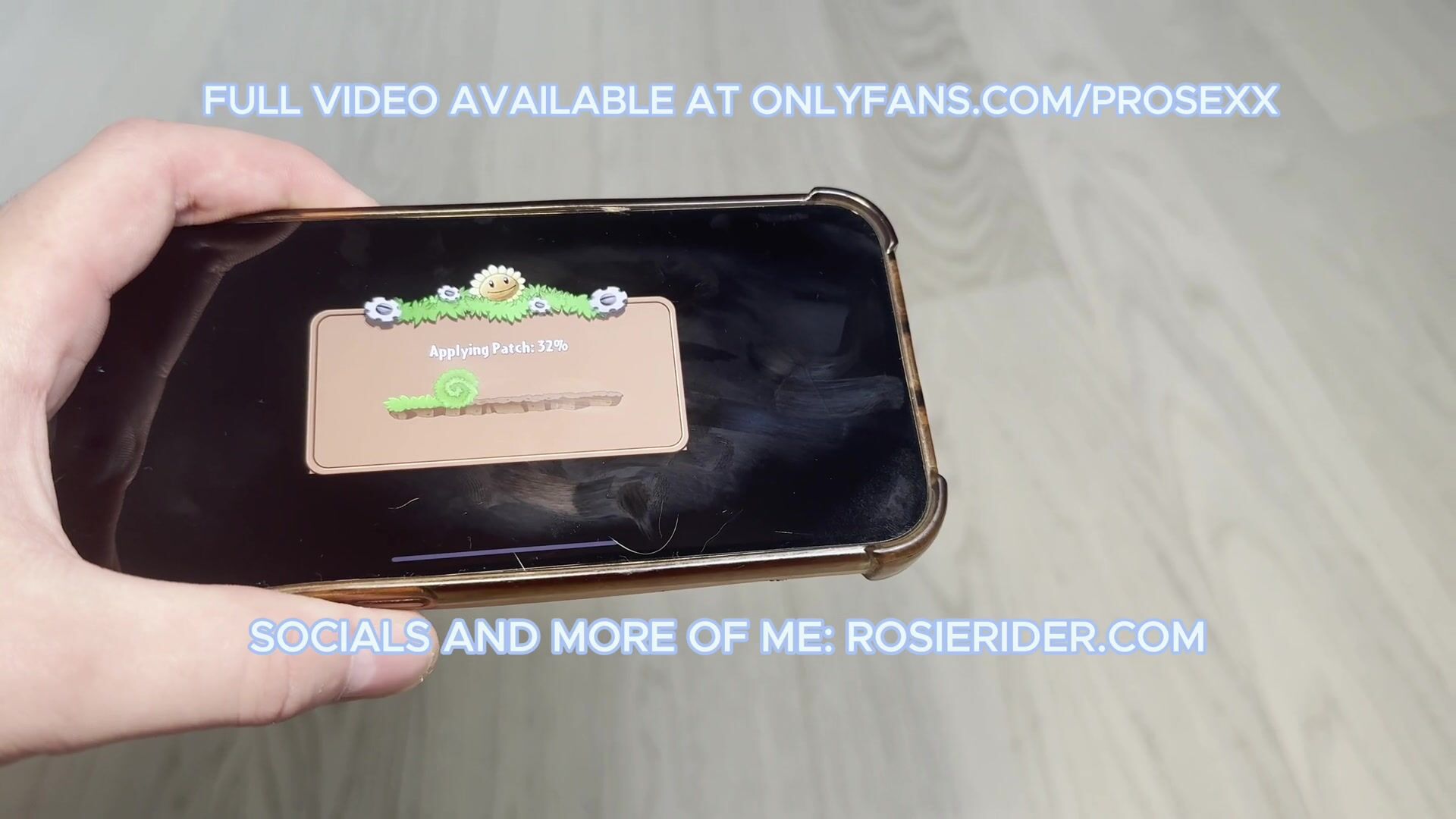 Married Neior Accidentally Airdrops me Nudes- Gets Fucked Raw - Rosie Rider