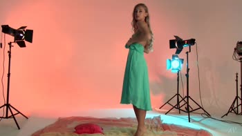 Golden Goddess Unveiled: A Nude Photoshoot Behind the Scenes