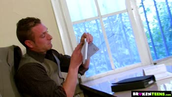 Jasmine Arabia's Sizzling Lesson in Love: Short Hair, Big Dick, Deep Throat