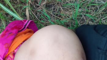Lalitabhabhi's Outdoor Seduction in Desi Village