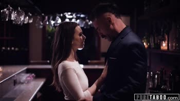 Jill Kassidy Seduces Married Boss Charles Dera in Pure Taboo Cheating Fantasy