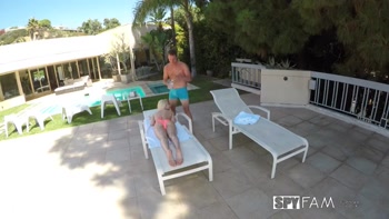 Stepbro Can't Resist Fucking Elsa's Tight Cunt When Parents Leave The House