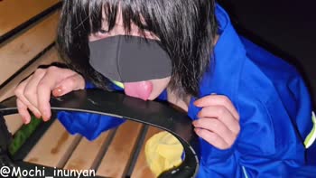 Mochi_inunyan's Park Seduction: Exposed, Licking & Climaxing in Uniform